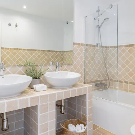 Appartement Geweldig Met Ruim Terras En Zeezicht *