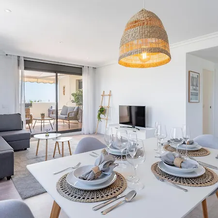 Apartment Geweldig Met Ruim Terras En Zeezicht Estepona