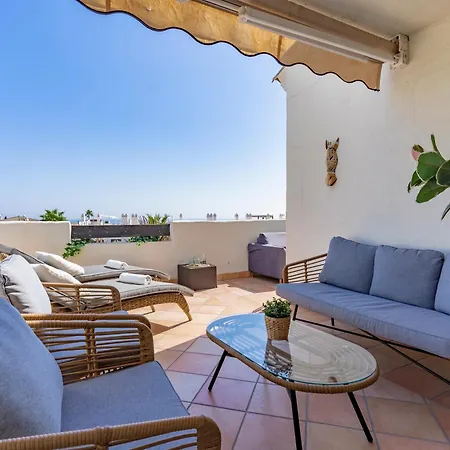 Apartment Geweldig Met Ruim Terras En Zeezicht Estepona